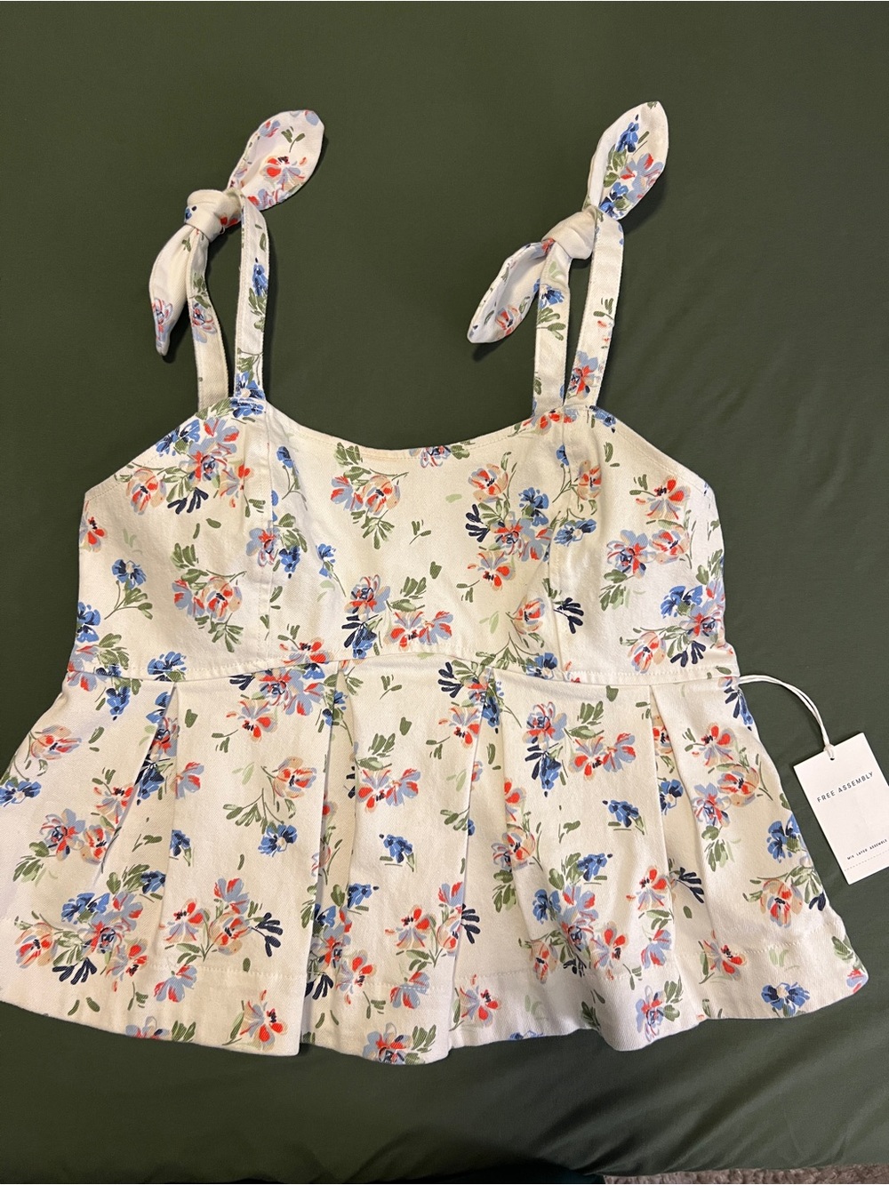 Floral Peplum Tank Top Size XL